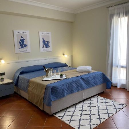 Scala Dei Turchi Palace Suites Realmonte Exteriör bild