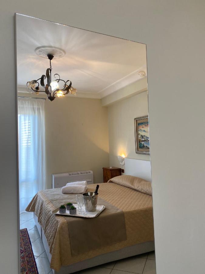 Scala Dei Turchi Palace Suites Realmonte Exteriör bild