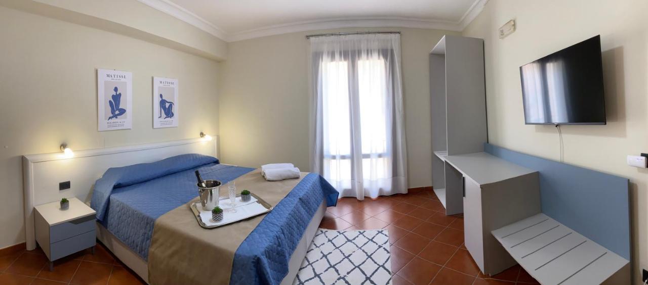 Scala Dei Turchi Palace Suites Realmonte Exteriör bild